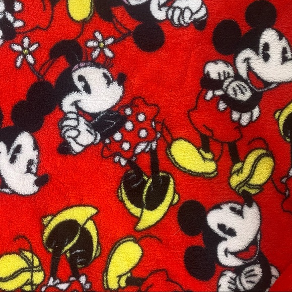 Disney Store Minnie Mouse Fuzzy Fleece PJ Set L - Picture 2 of 11